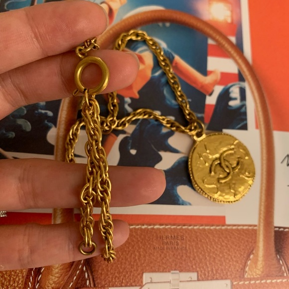 Chanel vintage coin necklace - Picture 7 of 7